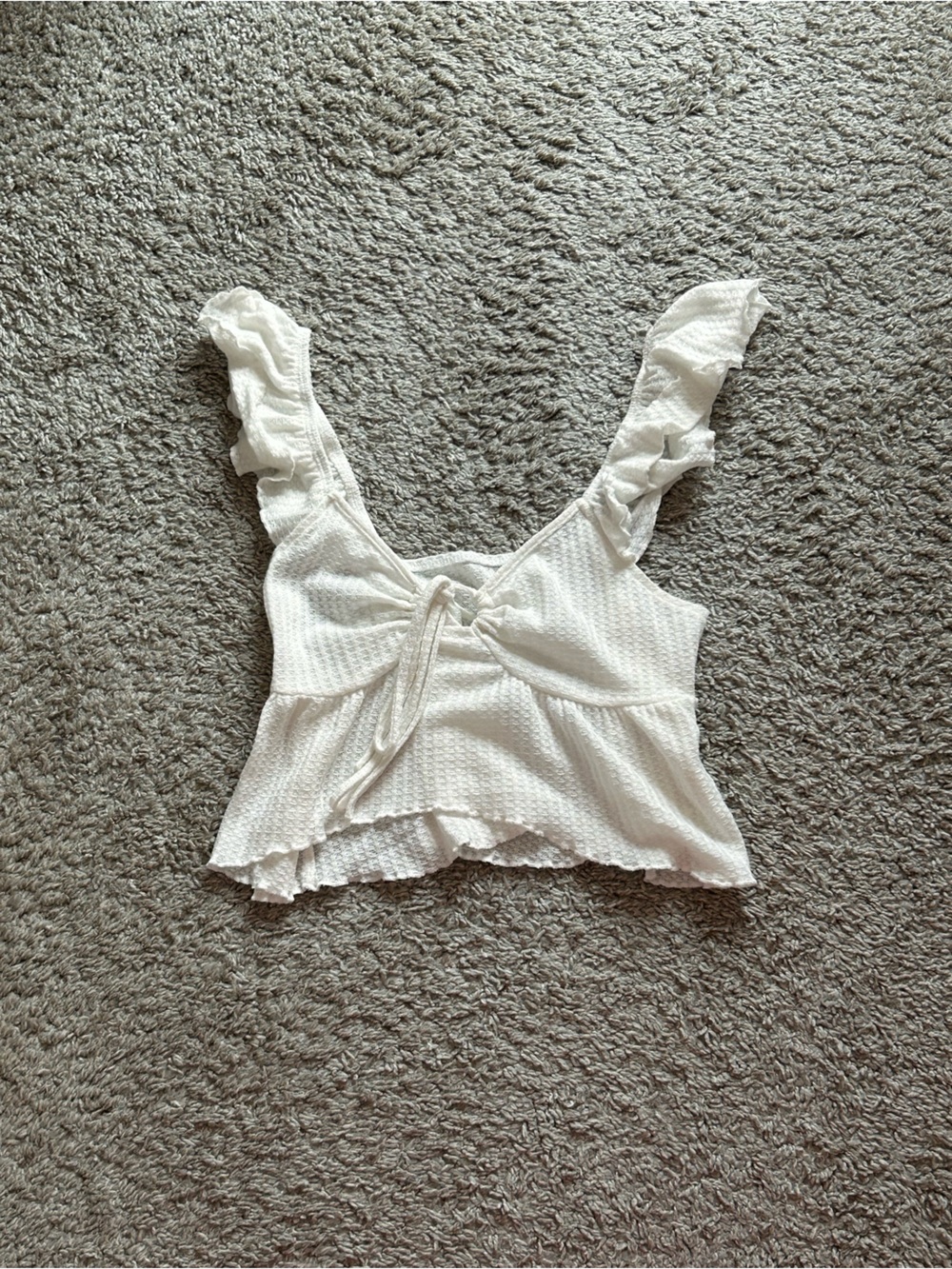 white knit lettuce trim crop top